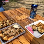 吾助 - 焼鳥各種&エビ焼き…と、まんぷくの天むすび