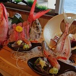 食べるお宿 浜の湯 - 豪華な舟盛り