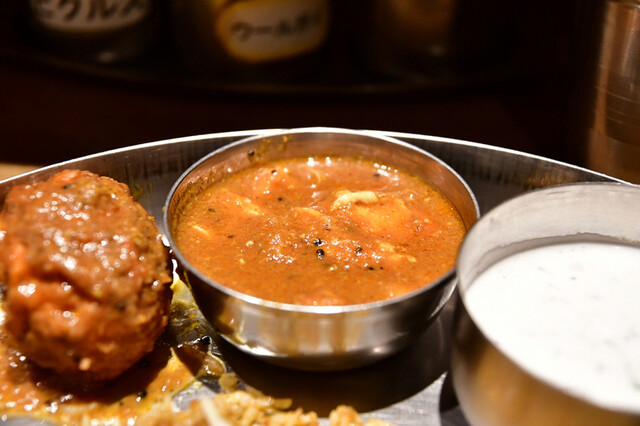 ERICK SOUTH Yaesu Ten photo 4