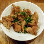 Kushikatsu Dengana - カリカリ鶏皮ポン酢