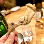 ラ・トォルトゥーガ - フランス産うさぎ もも肉と胸肉の炭火焼 リフト
