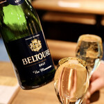 餃子とスパークリング バブルス - こぼれスパークリング♪