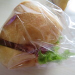 CALVA - BLTサンド（ハーフサイズ）