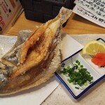 魚寅食堂 - カレイの唐揚げ