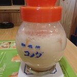 珈琲所コメダ珈琲店 - ミックスジュース550円、写真で見るよりも意外に大きい容器です