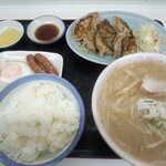 天龍 - ギョーザ定食　１１００円