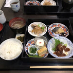 Sukiyaki shabu shabu kaiseki ryouri azuki - 