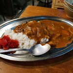 たまい駅前酒場 - 牛筋カレー