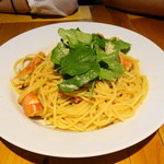 タケル クインディチ - エビたっぷり、コクのあるパスタ