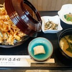 海石榴 - ジャンボかき揚げ丼