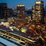 THE LOBBY LOUNGE - 東京駅を眼下に望む夜景
