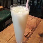 グルガオン - 食後のラッシーでスッキリ爽やか～(*￣∇￣)ノ