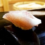 日本橋蛎殻町 すぎた - カスゴも鰆に負けずにビックリ。