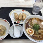 Gyouza No Oushou Tsukuba Akatsuka Ten - 醤油ラーメンセット