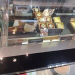 モロゾフ - 内観