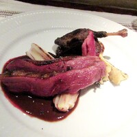 ラ シャッス - 千葉で網捕りしたマガモ（雌）腿の部分はコンフィになってました