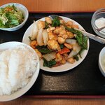 華星楼 - 鶏肉とカシューナッツ炒めセット