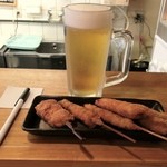 激安串カツぼったくり - 生ビールは定番ですね