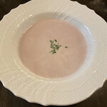 ラヴェンナ - 紫カリフラワーのスープ。優しいお味でとても美味しい