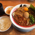 徳島ラーメン人生 - 10周年ありがとうスペシャル徳島ラーメン（税込990円）