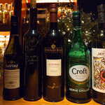 アルジャーノン シンフォニア - 今回いただいたシェリーの数々。ワインクーラーには、まだまだ種類があるという