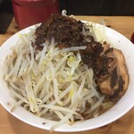 麺屋 又兵衛 - 2020年3月時点  次郎(少 麺200g)¥800
野菜マシアブラニンニク