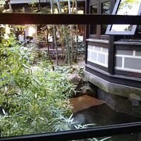 THE KAWABUN NAGOYA - 席から眺める本庭園