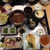 まるや本店 天白本店 - 彩り天婦羅御膳と肝吸いです
