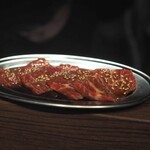 カウンター焼肉 ふかみ - タレ揉みハラミ