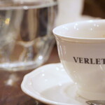 Café and store Verlet - 