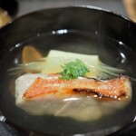 お椀　金目鯛　葛玉子豆腐