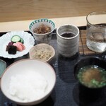 津の守坂 小柴 - 食事