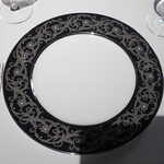 レスト ケイ ヤマウチ - ブラック×シルバー、愛知が誇るノリタケチャイナのプレートで夕食開始