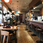 レストラン・エスカルゴ - 店内