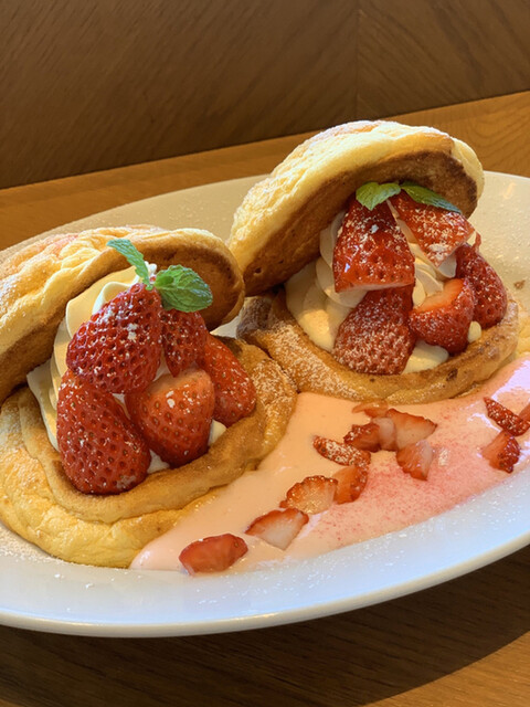 飲めるパンケーキ By Hinata Suukki ライトカフェ リバーサイドガーデン Light Cafe Riverside Garden 東岡崎 カフェ 食べログ