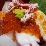 新鮮酒場すしやねん - ランチタイムのおまかせ丼