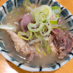 餃子のとりいちず酒場 - もつ煮込み 290円