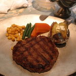 3匹の子ぶた - 炭火焼ハンバーグ