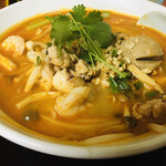 Baan Khun Mae - トムヤムラーメン（790円）