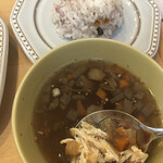 カラダをはぐくむレストラン コトコト - ４種から選ぶスープは「野菜と押麦のスープ」