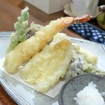 桶家乃隠居 - てんぷらおまかせ八品