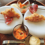 ビストロモーベ ギャルソン - 