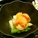 蓬左茶寮 - =赤貝・アスパラガス=