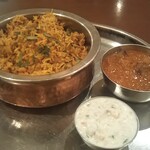 南インド料理ダクシン - チキンビリヤニ