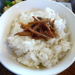 kokage - 麦を混ぜた雑穀ごはん～筍のきんぴらがのってます。