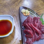 にく友食堂 - 馬刺し