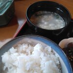 Futabaya - ごはん　味噌汁