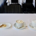 銀座 ハプスブルク・ファイルヒェン - カフェとプティフール。