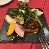 ビストロ グルマン - 右下のちょこんとあるのがフォアグラ