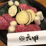 Washoku Rokkou - 特選黒毛和牛50gと根菜の陶板焼き